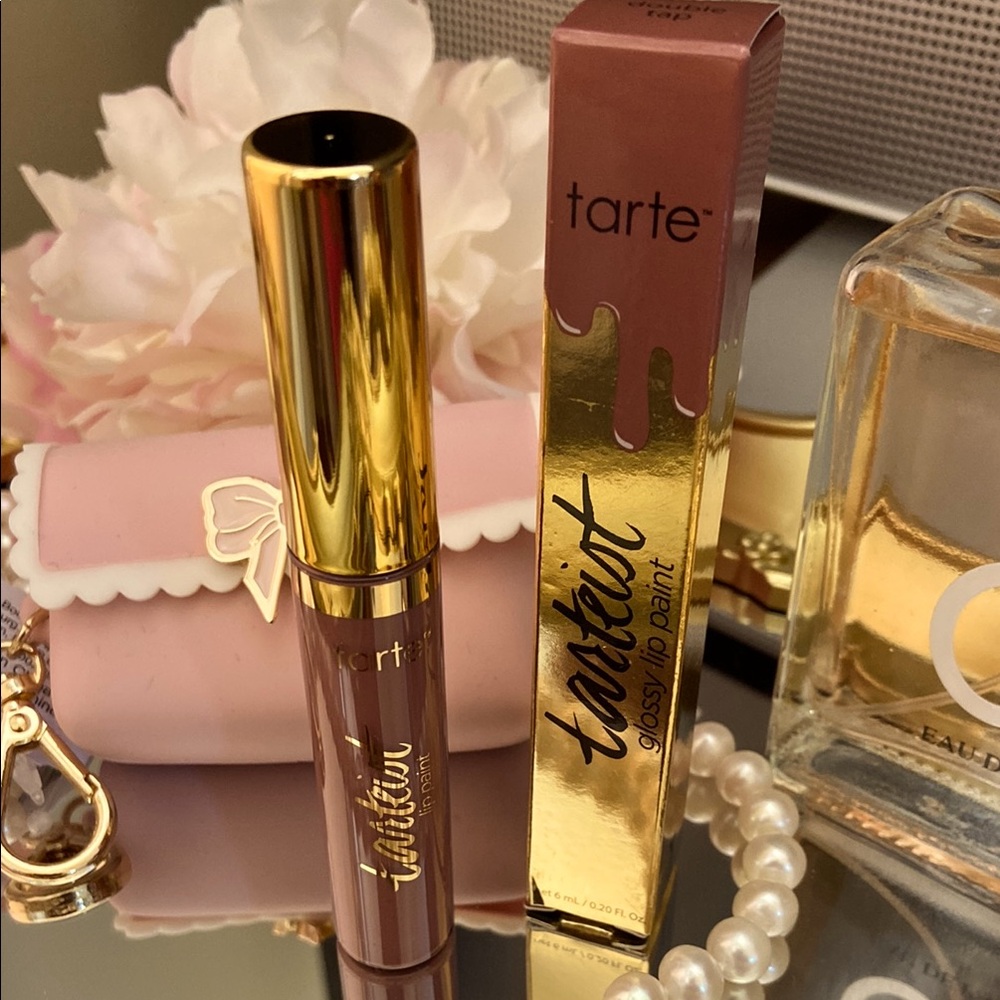 🆕 Tarte Glossy Lip Paint in double tap
